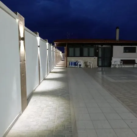 Villa Hermosa *