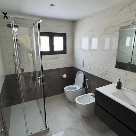 Hermosa Villa *